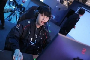 HLE团长：徐进赫实力已通过众多冠军验证 期待他明年能引领队友