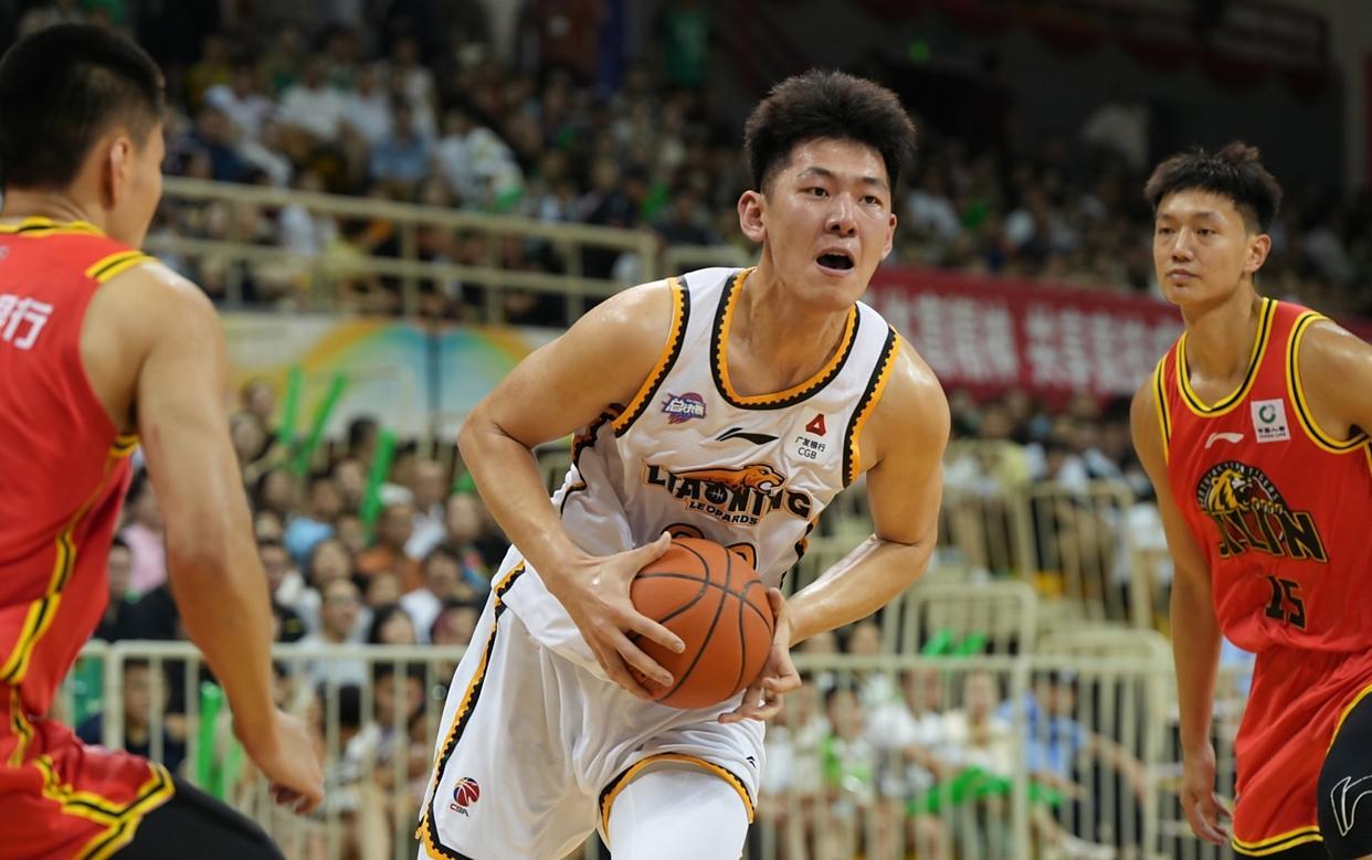 200万起辽篮中锋签5年,上海将戴昊租给宁波,CBA探花加入北控
