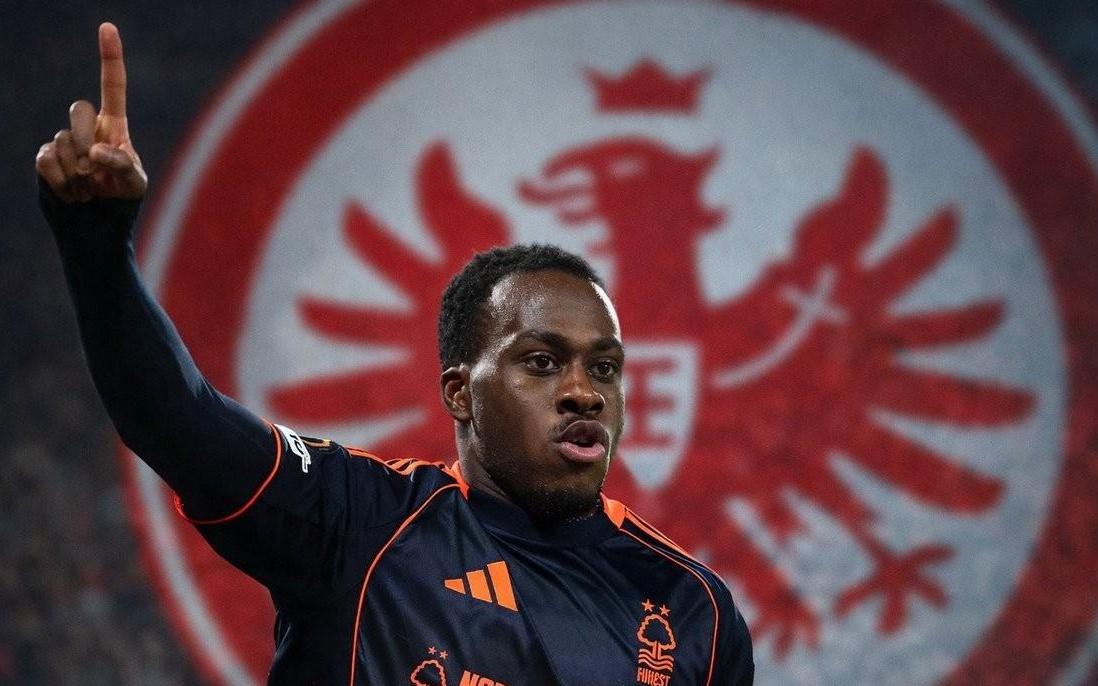 记者：森林前锋卡利穆恩多通过体检，已