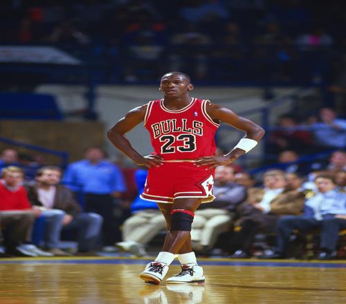 1984年的今天:乔丹第3顺位被公牛选中大梦状元巴克利成5号秀