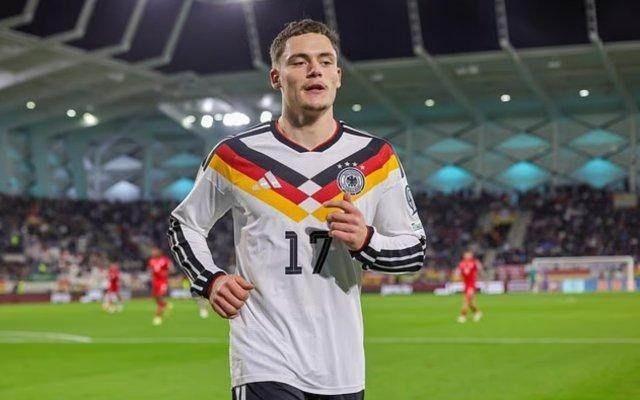 【早报】红领禁！迪亚斯因染红被禁赛