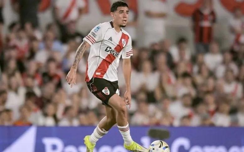 TyC：切尔西与河床正展开深入谈判，未