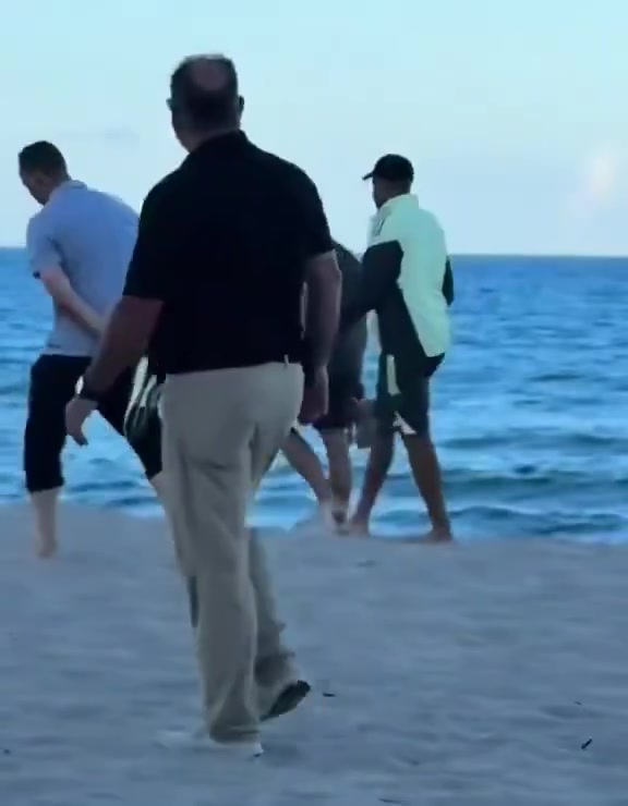 姆巴佩在肠胃炎后留胡须颇显沧桑在