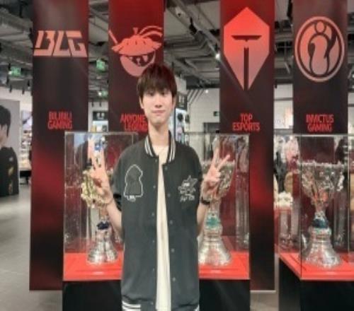 Doinb告别FPX：在队里经历过各种各样的事情但我再也找不到这么好的队伍