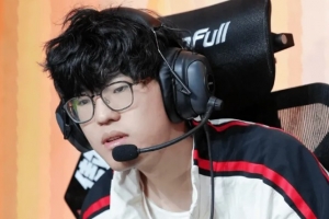 Jiejie：Wei今天发挥得也很好，对局上跟他没有太多的1v1