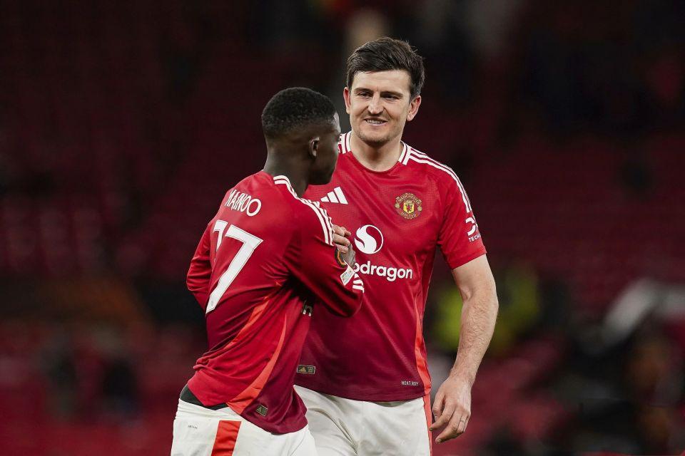 续约2年！大幅度降薪，马奎尔是真爱曼