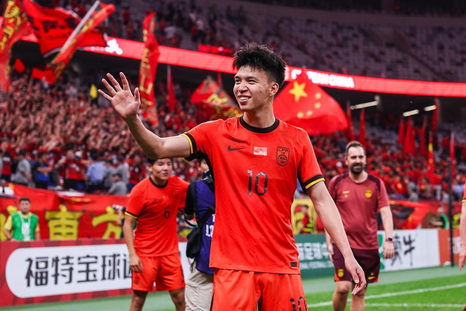 下赛季征战德甲曝19岁王钰栋冬窗加