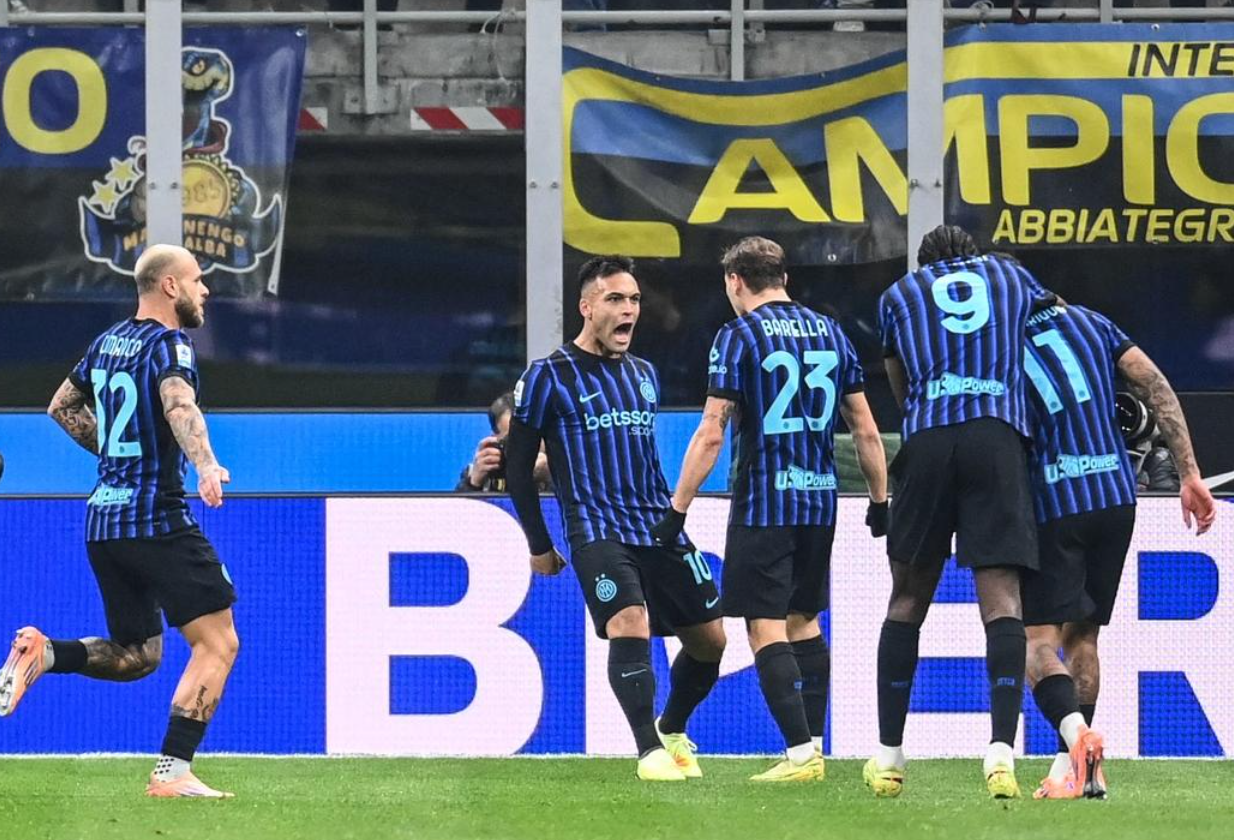 40横扫！意甲榜首易主，国米挤掉米兰，法