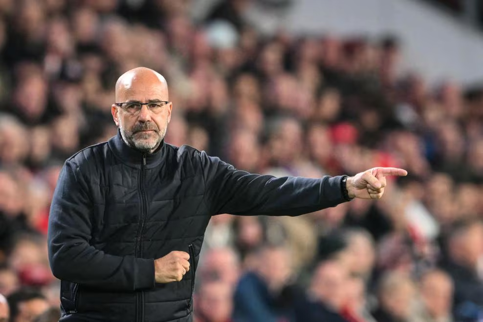 埃因霍温主帅：不断进步才可能拿冠军