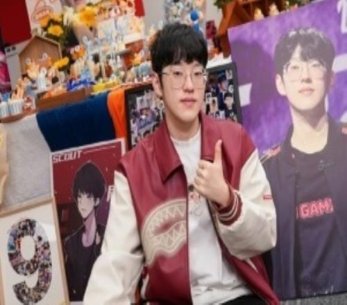 荣归故里爆料人谈Scout离队：9年时间为LPL带了冠军拿过fmvp祝好