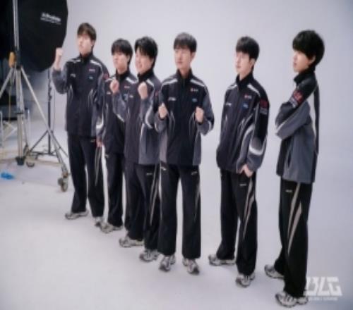 BLG分享S15定妆照花絮：新章开启，目光所及皆是征途