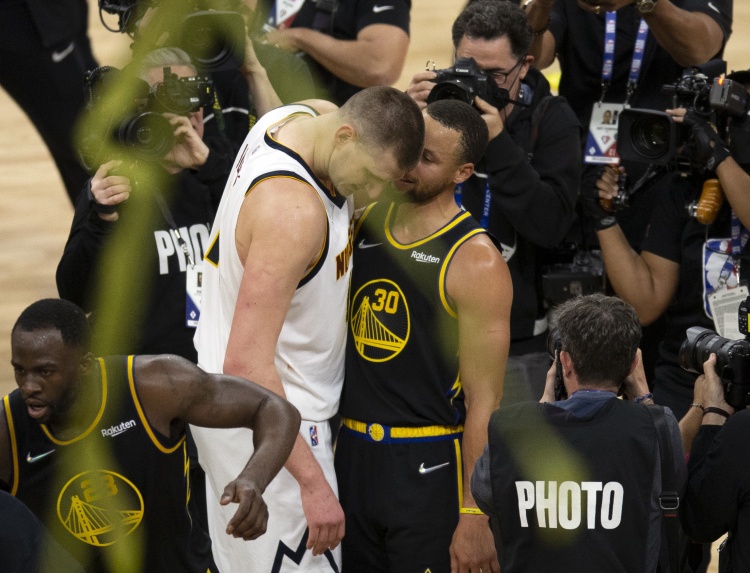 NBA上季BRI未达预期库里损失510万联盟最多约基奇&大帝470万