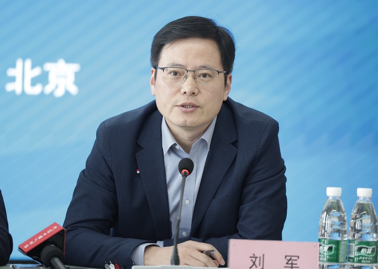 前苏宁跟队谈刘军往事：处事儒雅，曾在集团千人大会上因任航挨批