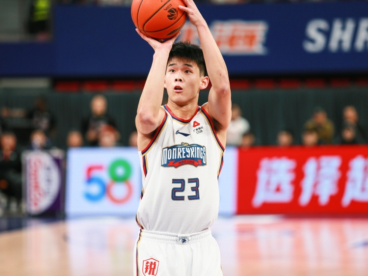 直播吧：林葳返回洛杉矶继续特训此后将接受NBA球队单独试训