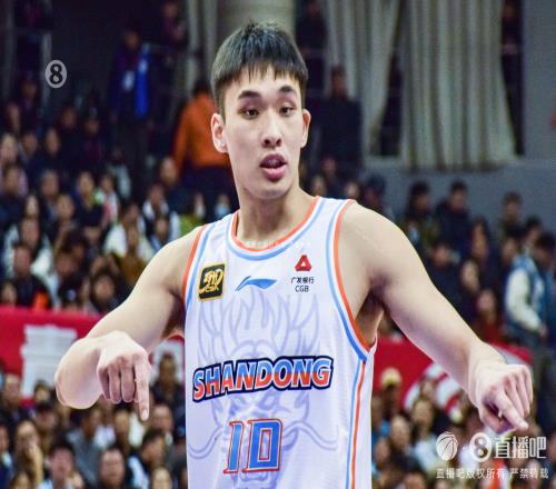 媒体人：谢智杰、王凡懿、陈国豪、张文杰在洛杉矶进行高强度特训