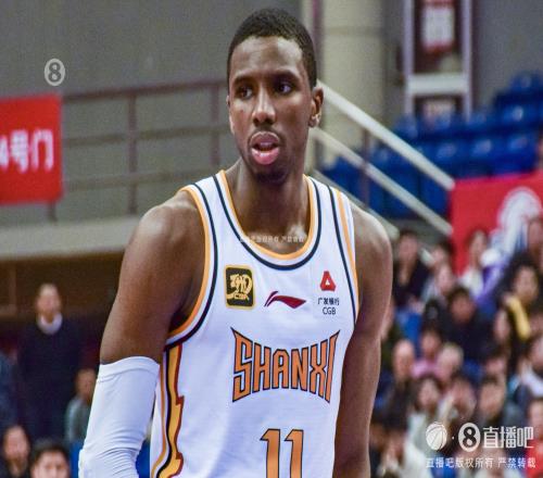 直播吧:山西将对迪亚洛使用优先续约权但他仍在寻找重返NBA机会