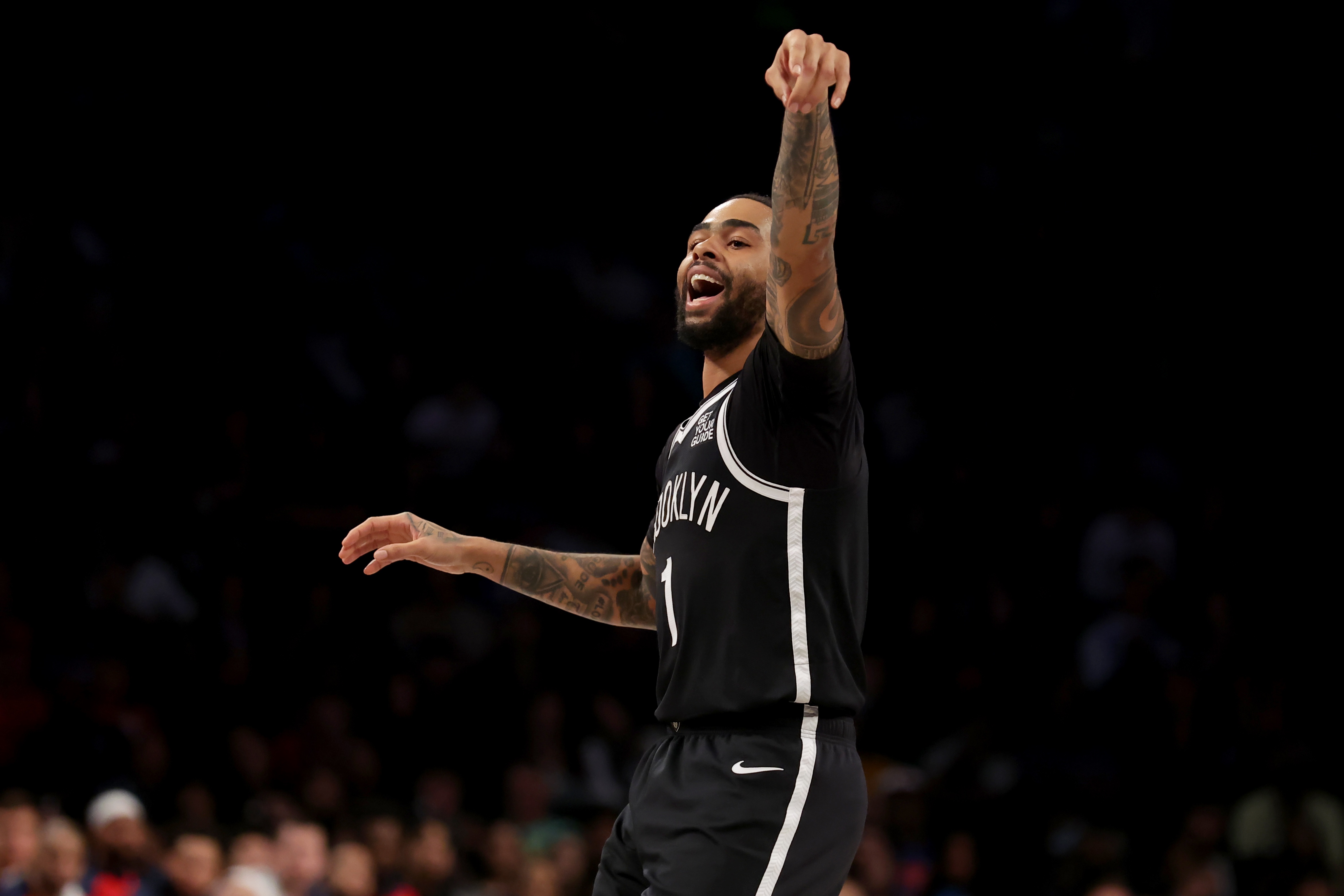 探长:正进行中国行的NBA球星拉塞尔今晚将现场观看CBA总决赛G6
