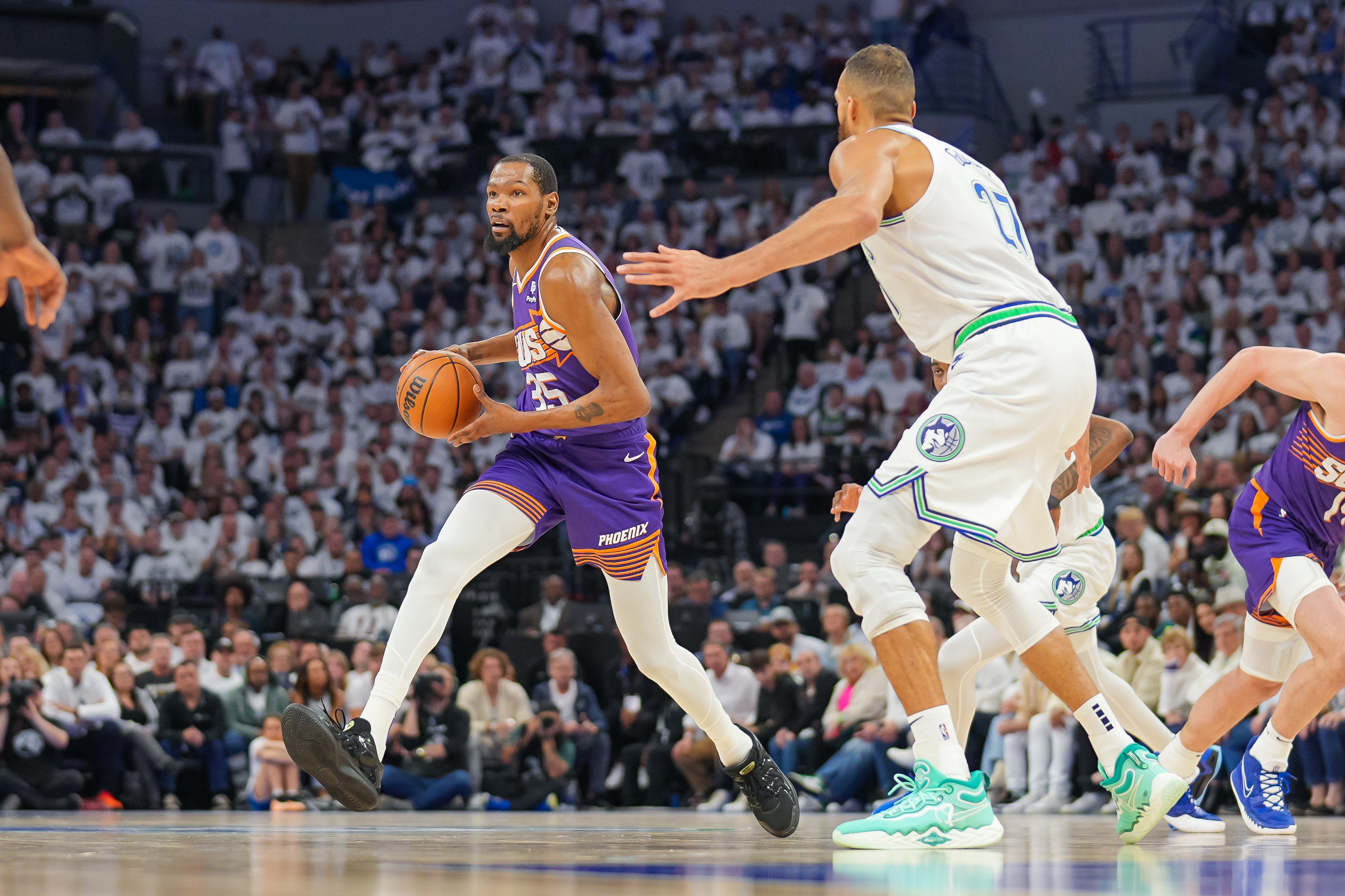 谁赚谁亏呢ESPN模拟：森林狼引进杜兰特戈贝尔等3人去太阳