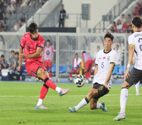 韩国前锋：没能进球确实遗憾比赛没有特别困难之处