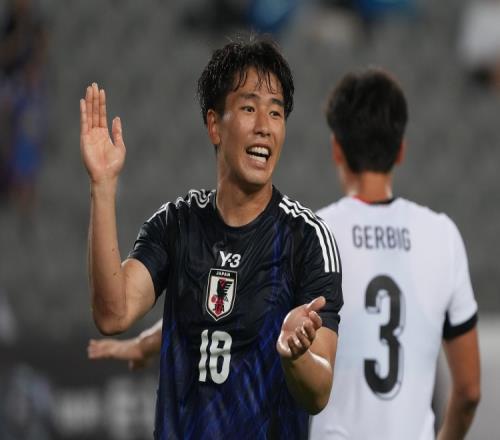 日本前锋:球队配合还不够默契,队内竞争已经开始