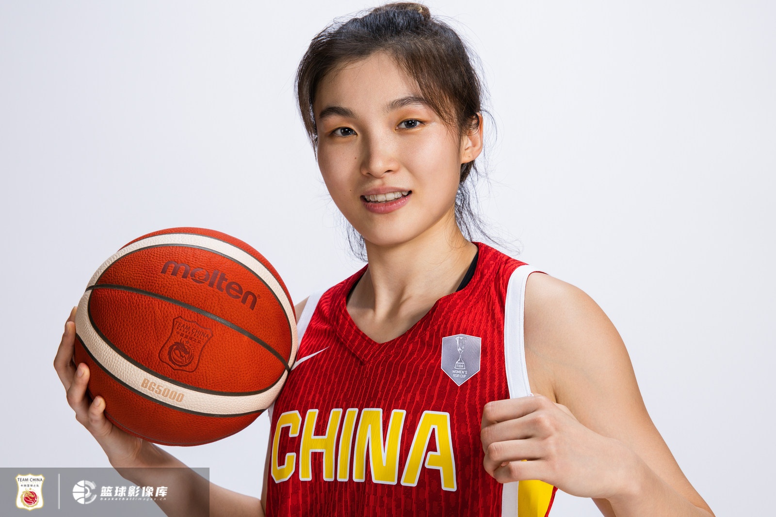 游刃有余!中国女篮半场领先印尼女篮29分翟若云9分&张子宇7分