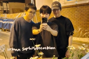 Peanut送上新年祝福：希望新年每一天更加美好 新年快乐