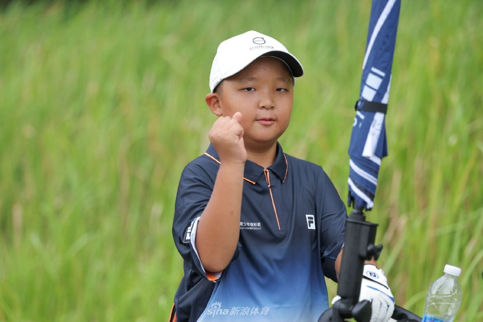 //tiyu.yuehongxing.com/file/pic/7f84-783c8f3470d6bb7869b8f34118f0b8ba.jpg