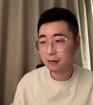 王多多：我们的队伍在应对劣势方面不如LCK 不能总无脑找机会