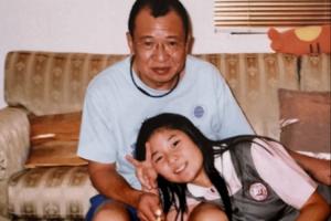 许绍雄女儿发文悼念父亲生忌：保留所