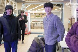 排面啊ON/Bin在BLG基地热情迎接Viper，ON更是带Viper参观全部设施