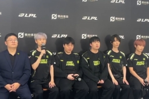 NIP赛后群访 下路单杀AD Solokill：看他跑不跑 不跑就给他弄了！