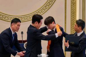 韩媒：以后“电竞到底是不是体育”这种争论再次出现 我们只需回应“Faker拿了青龙章”