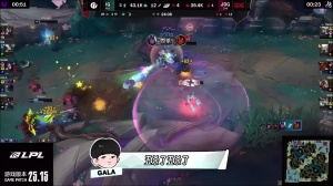 Meiko调侃GALA：怎么天天五杀啊？ GALA闻言害羞一笑