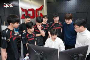 轻松横扫LGD！JDG晋级决赛 将在明日与iG争夺德杯冠军归属