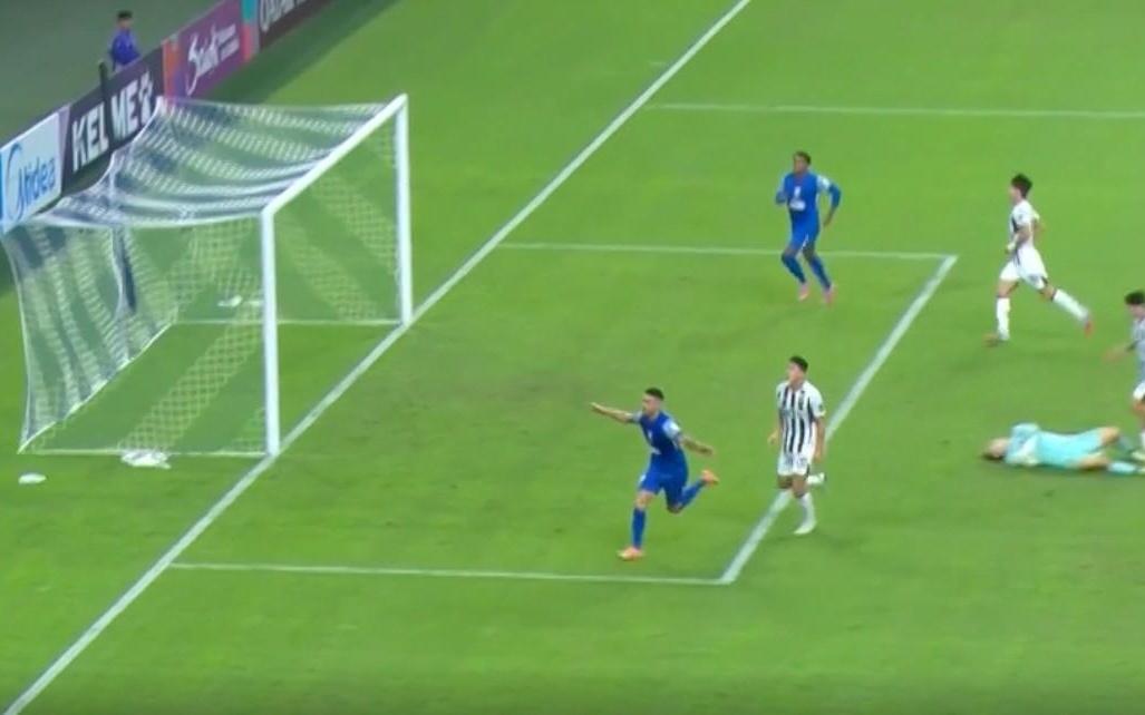 热议申花亚冠首胜:体现了老牌强队的态度想出成绩要看政策