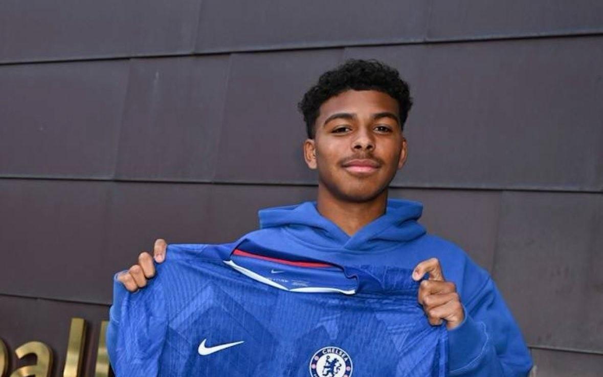 官方：弟媳之子伊萨戈与切尔西签下首