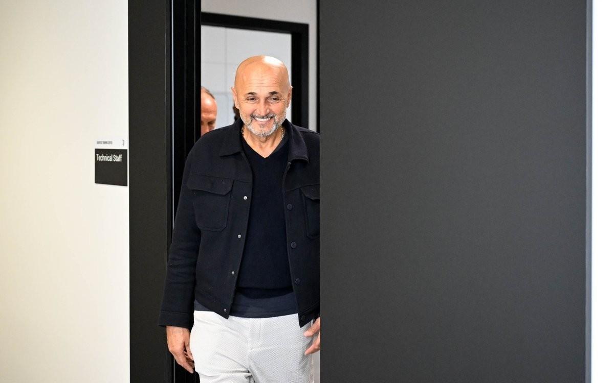 在意甲执教过国米、罗马和尤文,斯帕莱蒂成为历史第三人