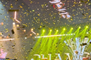 解说小安分享PGC2025现场：恭喜FS夺