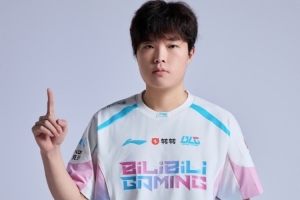 BLG官媒发布2026LPL定妆照part2：蓝粉小碧来袭