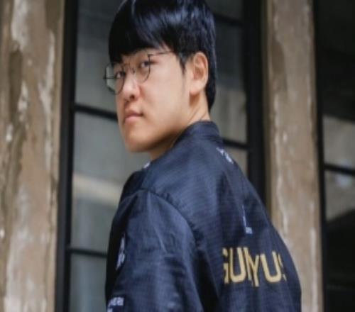 LOL官推发布言论Gumayusi：T1，不会输给LPL