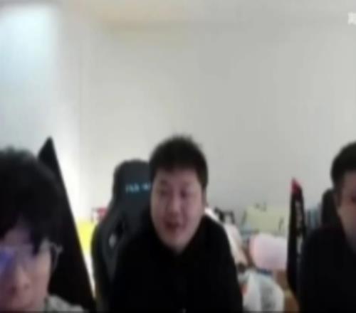 Yagao聊BLG：赛训组压力只在超话，听说lvmao要被撤了