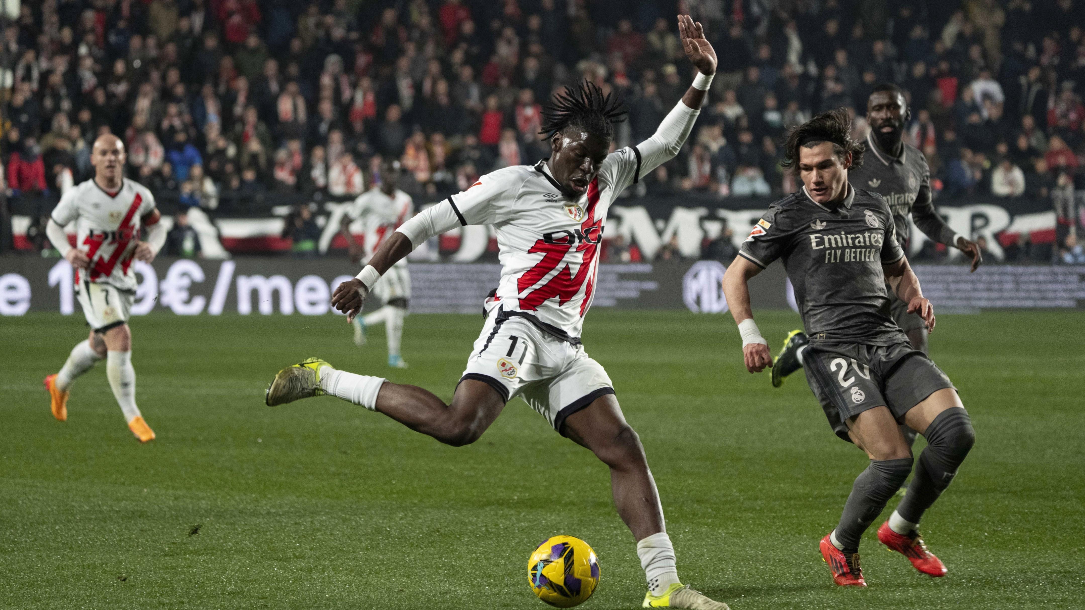 西甲领头羊迎来考验，皇马客战同城对手巴列卡诺