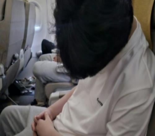 抵达北京后Peanut粉丝群内现身打招呼：好久不见