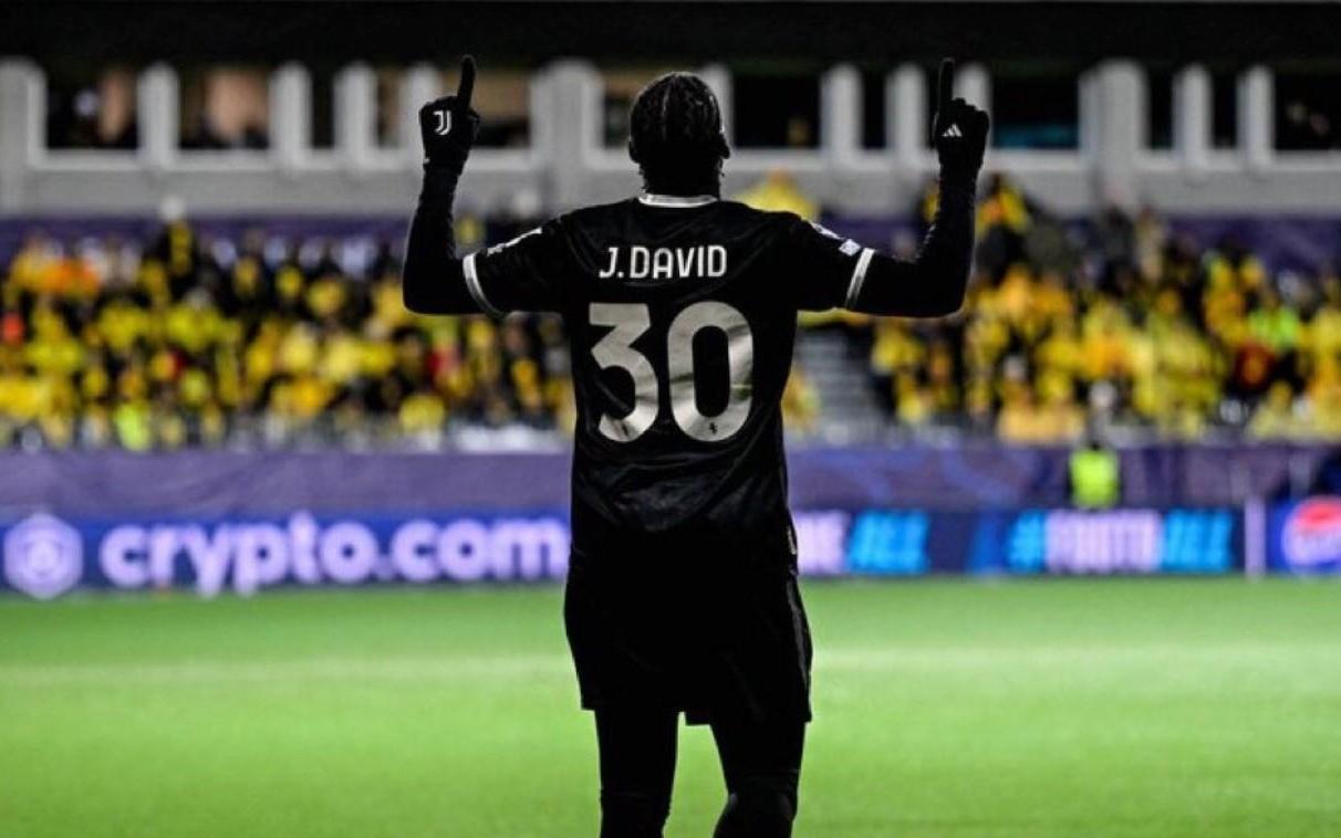 米体：斯帕莱蒂考虑放弃无锋阵，重新启