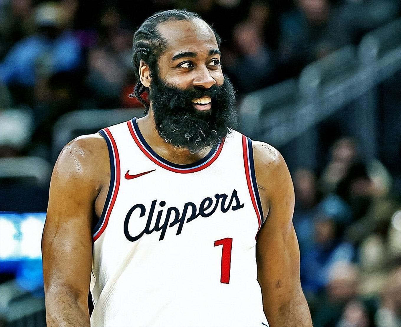 34分5板6助4断！哈登完成神级里程碑，快船3分惜败，雷霆坐收渔利