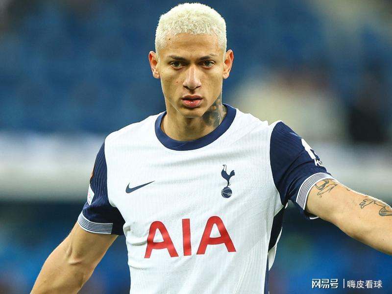 奇景！英超豪门客场第一，主场倒数第二