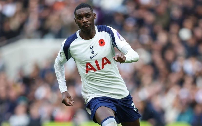 队报：穆阿尼将无需接受手术，休养数周