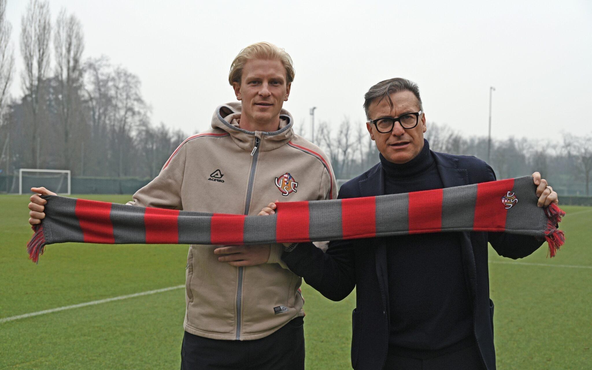 官方：克雷莫内塞从热那亚签下挪威国