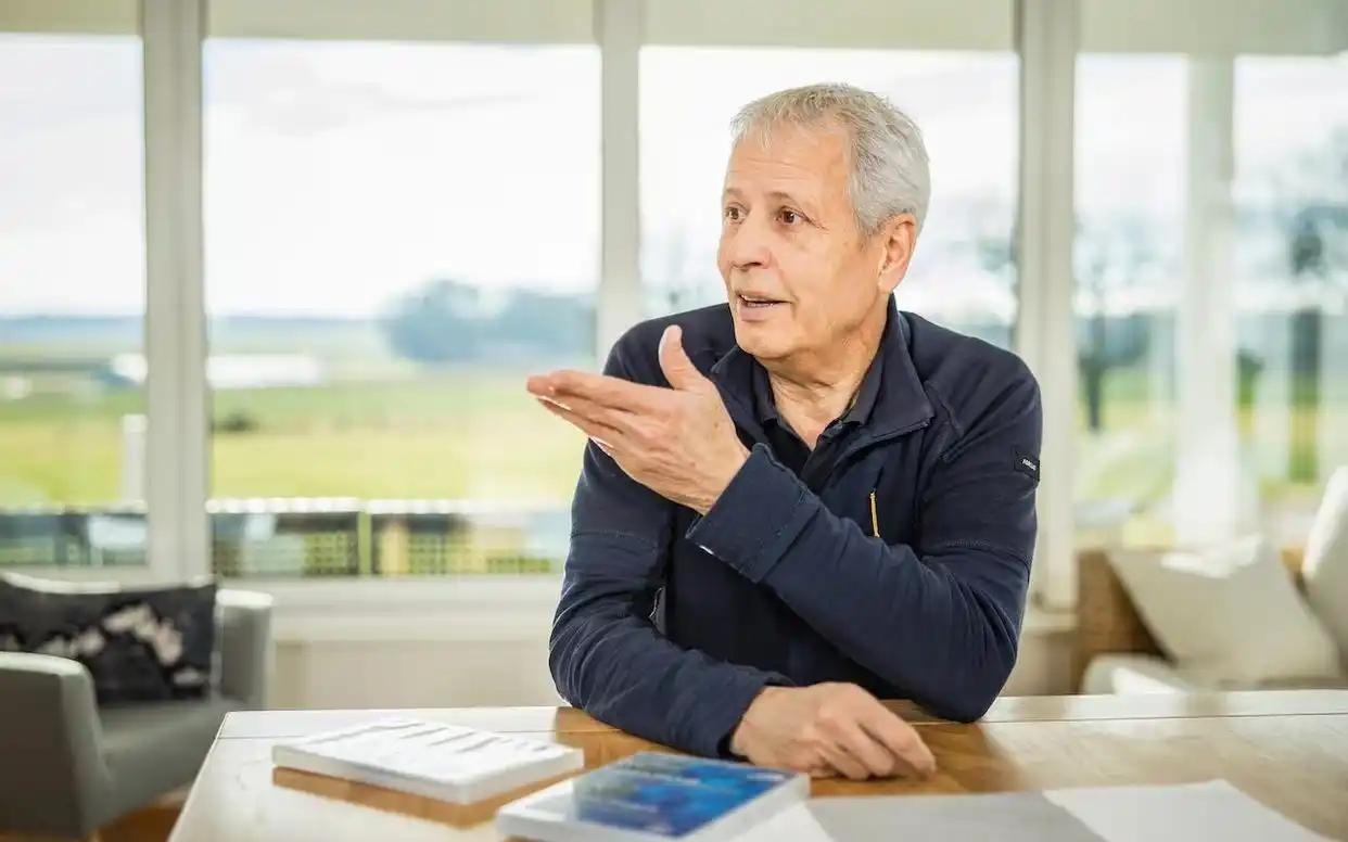 马特乌斯：法夫尔推进了德国足球的发展，勒夫可以考虑复出