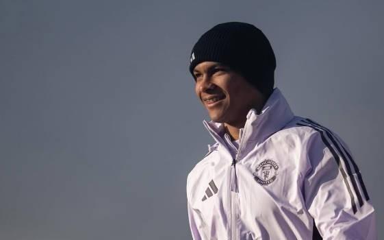 迭戈莱昂：我还有很多不足之处，卡里克让我提高战术意识